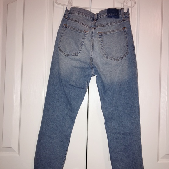 Ultra High Rise Ankle Straight Jeans - Picture 4 of 8